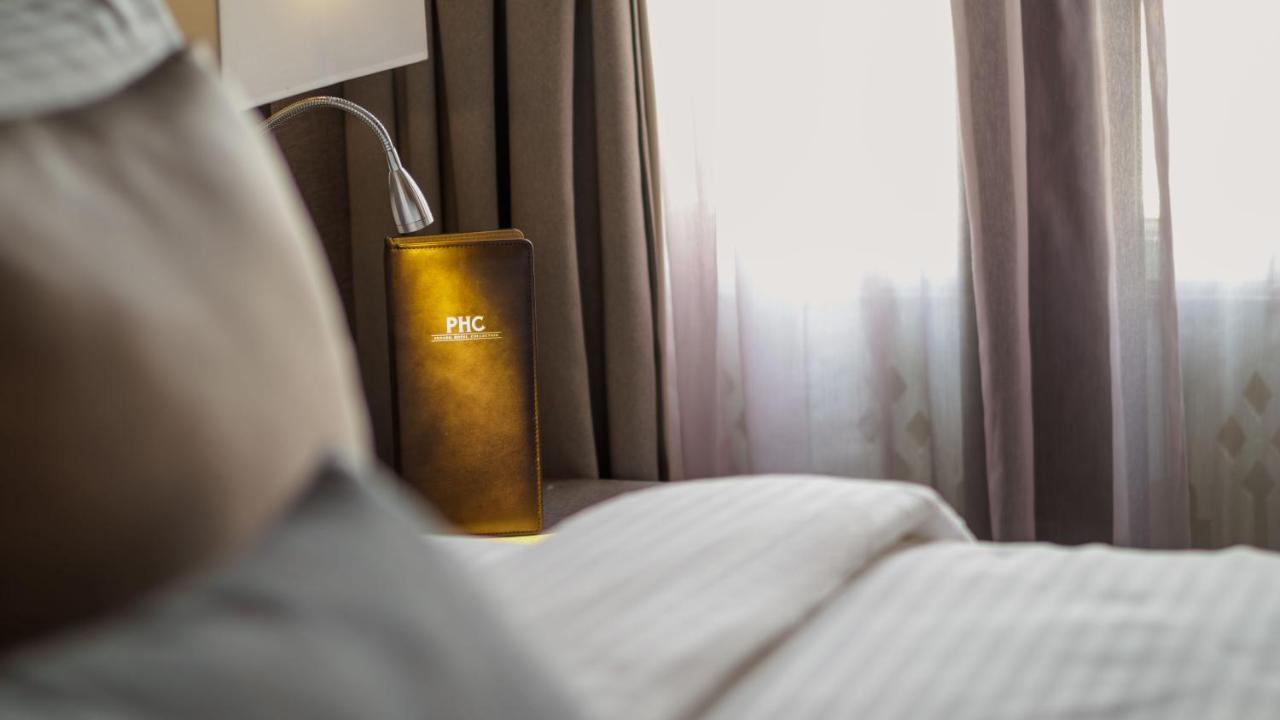 Hutton Suite Hotel Managed By The Ascott Limited George Town Eksteriør bilde